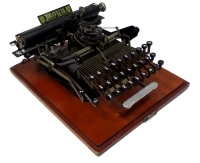 Moya 1 Typewriter